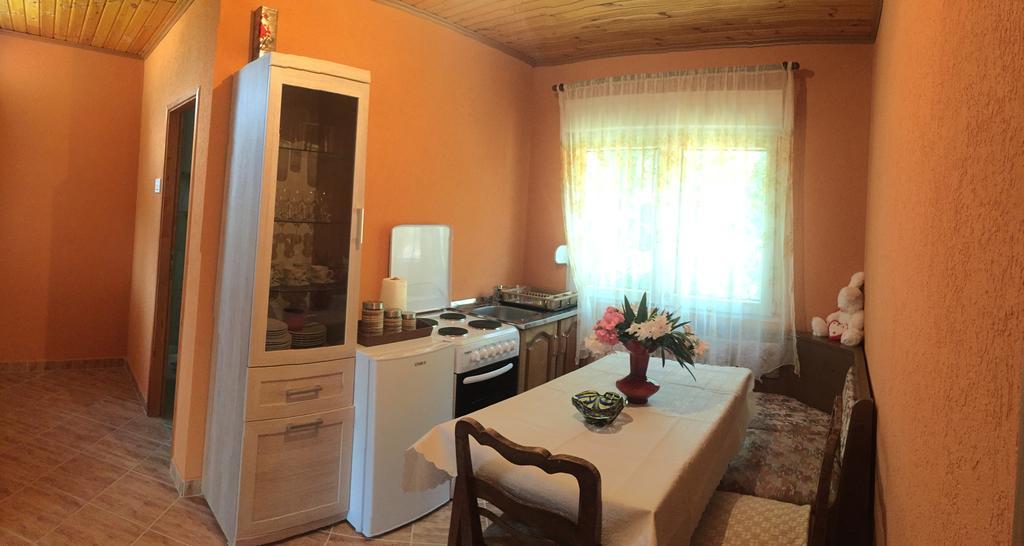 Apartment Sjekloca Virpazar Phòng bức ảnh